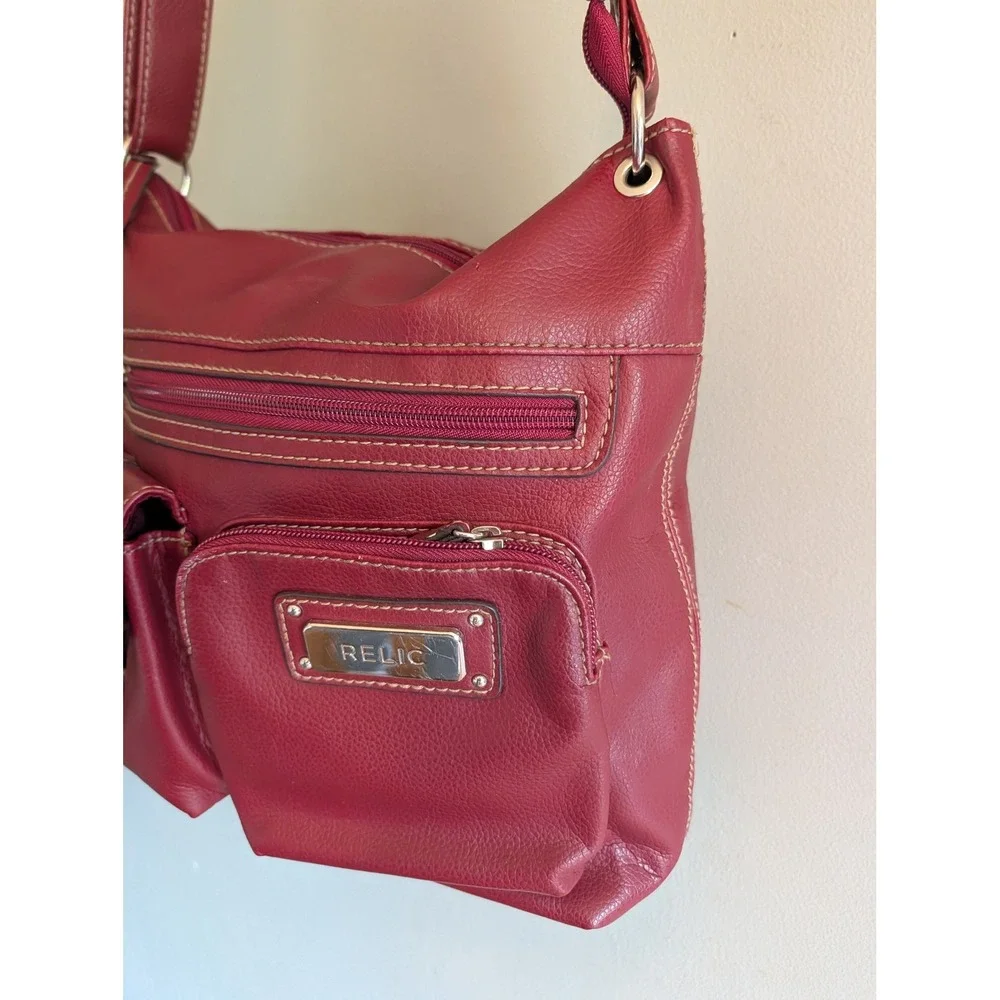 Relic by Fossil Burgundy Red Pebbled Crossbody Bag Organizer Purse Buckle Y2K